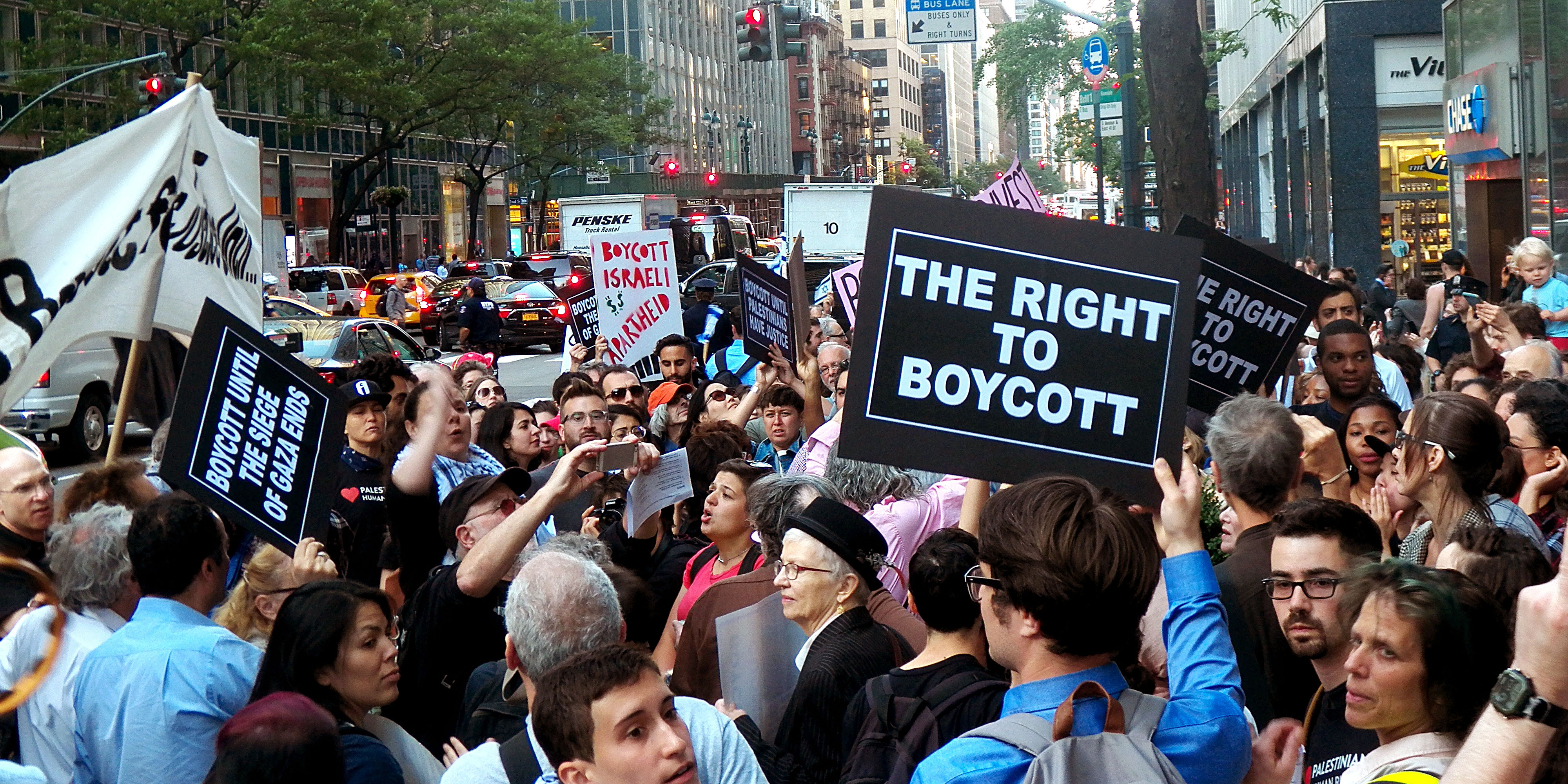 Protest Cuomo's Attack on Palestinian Rights.Protest outside Governor Andrew Cuomo's office in New York City-June 9th, 2016. The protest Organized by Adalah-NY: The New York Campaign for the Boycott of Israel; Jewish Voice for Peace-NY; and Jews Say No! around 300 people attending the protest (Photo by Mark Apollo/Pacific Press) *** Please Use Credit from Credit Field ***